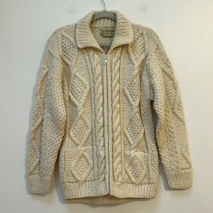 Sisandina 100% Wool Handcrafted Sweater Full Zip Hooded Cream Neutral